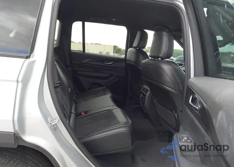 2024 Jeep Grand Cherokee Altitude 4X2 z USA, uszkodzony, nr VIN 1C4RJGAG2R8546516